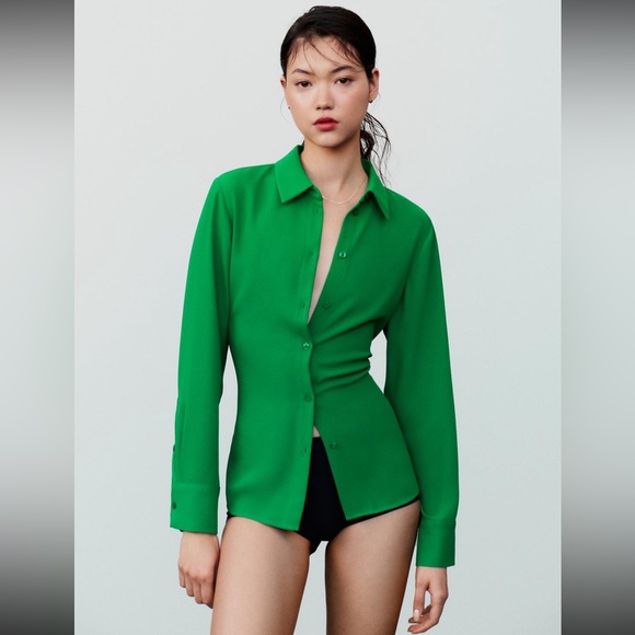 Zara crepe shirt, emerald green - Picture 1 of 13